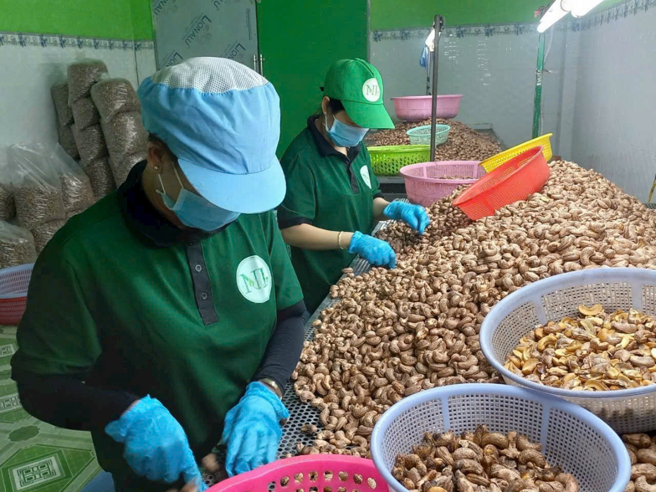 Hạt điều rang tỏi ớt