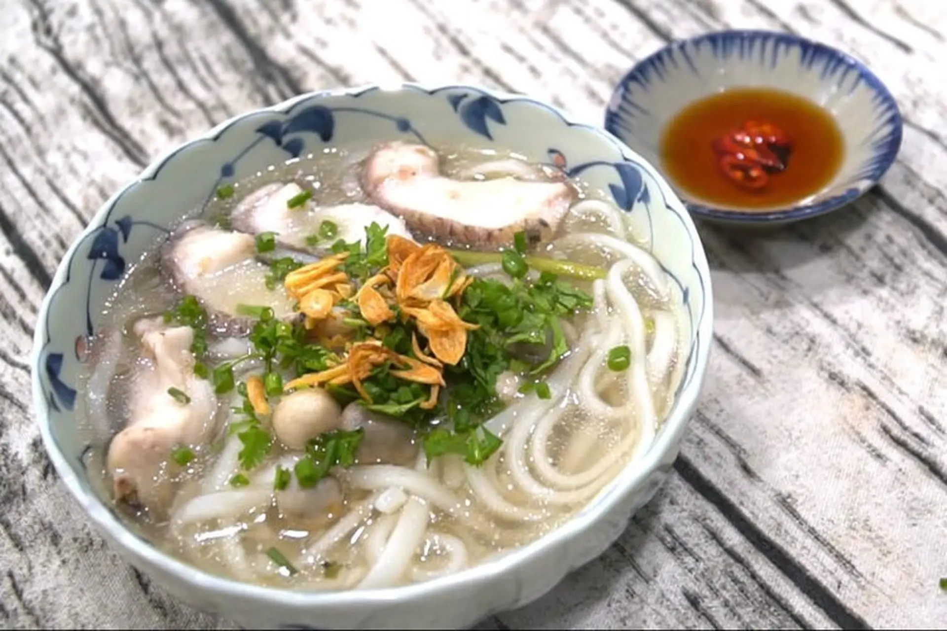 Bánh canh cá lóc
